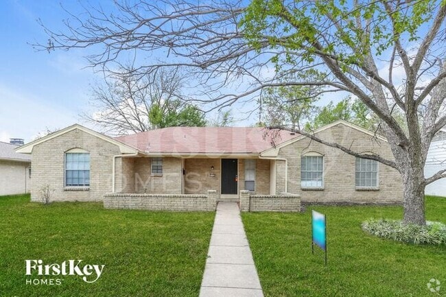Building Photo - 2956 Meadow Green Dr Rental