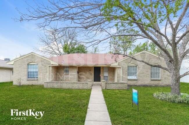 Photo - 2956 Meadow Green Dr Casa
