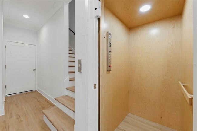 Photo - 946 Highland Ave