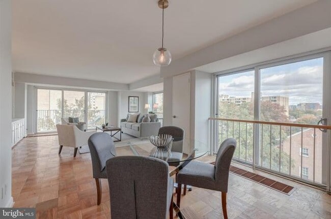 Photo - 560 N Street SW Unidad N615