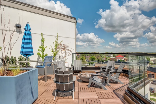 Vintage at the Avenue Apartments