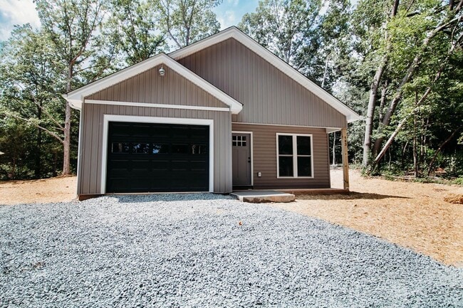 Photo - 143 Reichard Dr