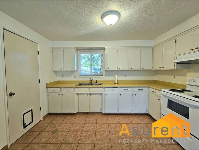 Photo - Ashland Duplex Cottage Available Soon!