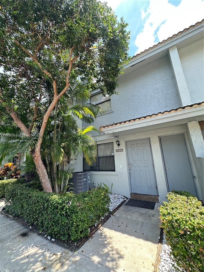 Photo - 9865 Riverside Dr