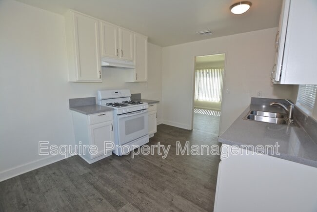 Photo - 391 Harvard St