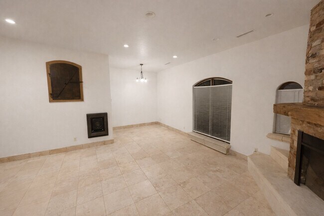 32 E Utah Ave Unit 205