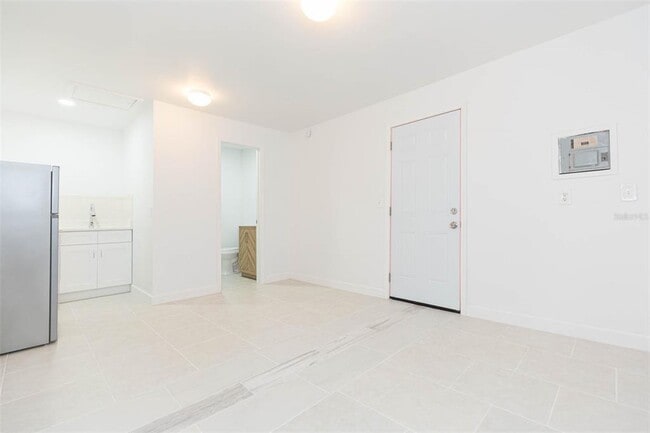 Photo - 118 W Sligh Ave Unit A