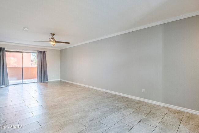 Photo - 4303 E Cactus Rd Unit 302