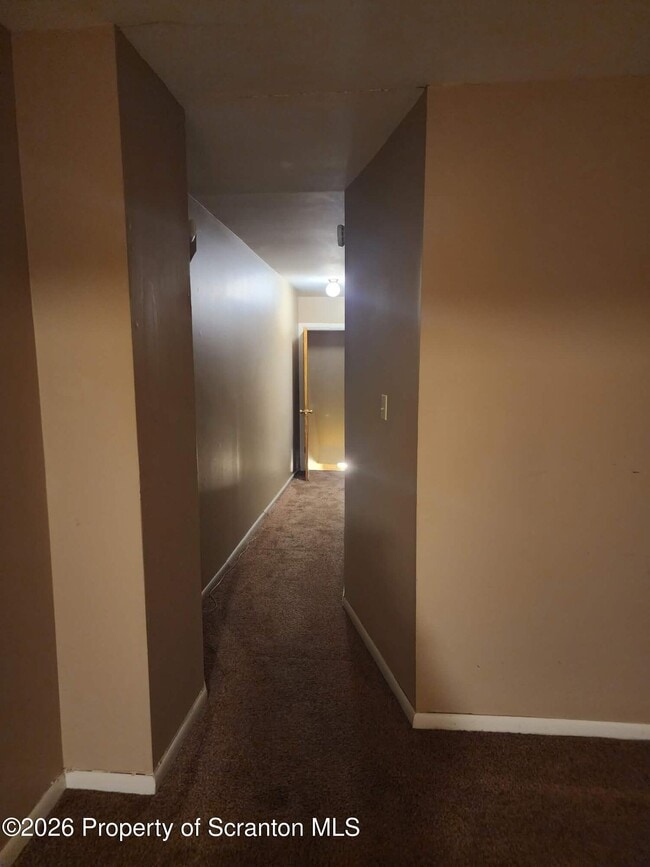 Photo - 16 Watkins St