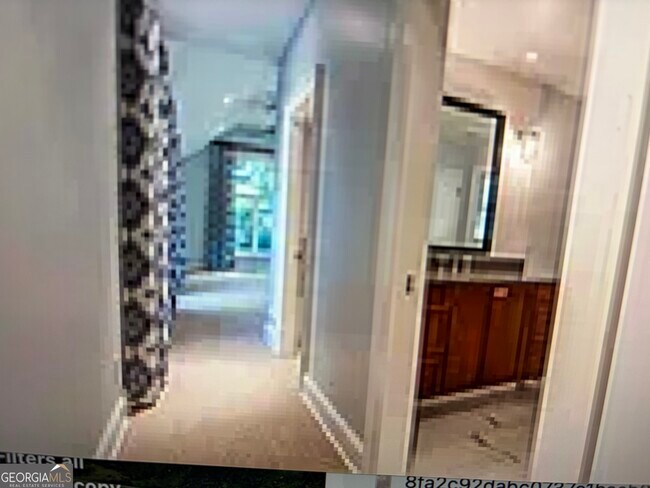 Photo - 707 Cumberland Rd NE