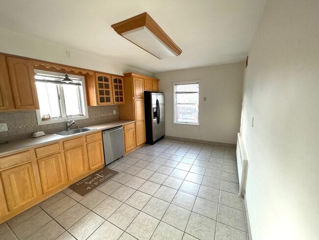 Photo - 153 Avenue B Unit 2