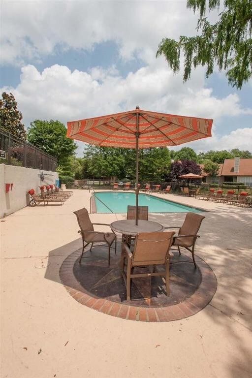 Woods of Post House Apartments For Rent in Jackson, TN