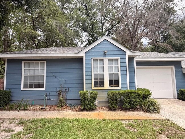 Photo - 439 NW 50th Blvd
