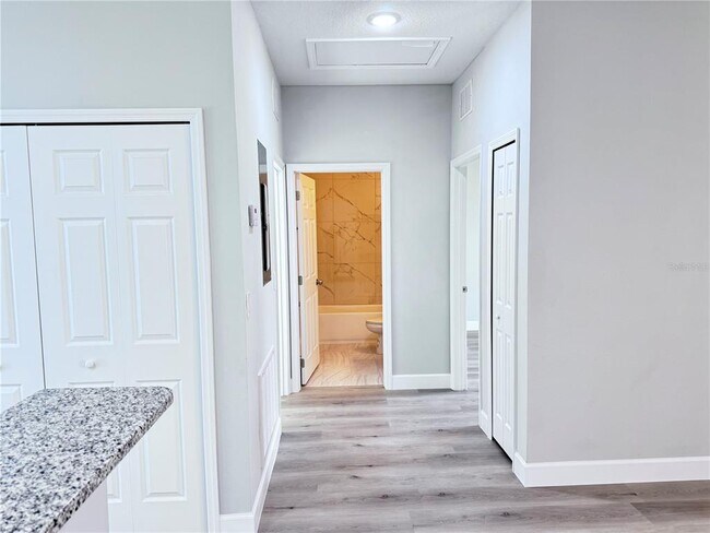 Photo - 638 Bittern Ct