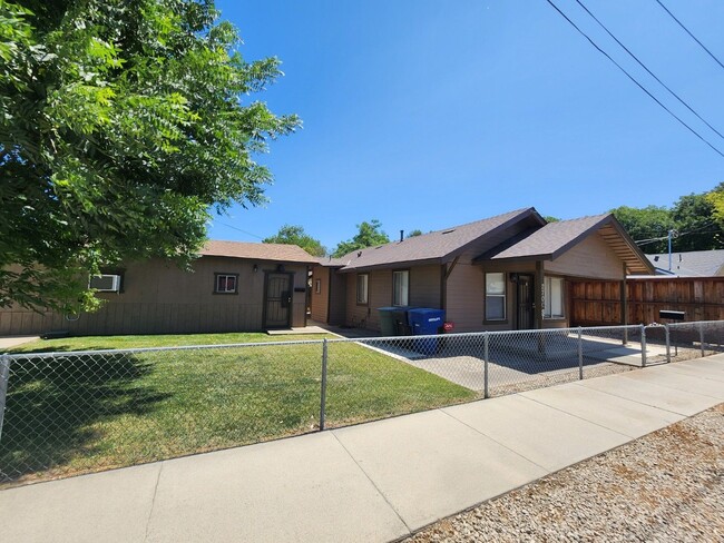 Must See to Appreciate! - Must See to Appreciate! House