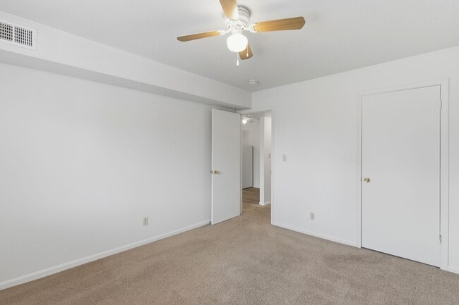Broadway Apartments