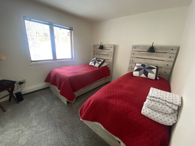 Photo - Furnished 2 bed, 2 bath Condo Unidad 213