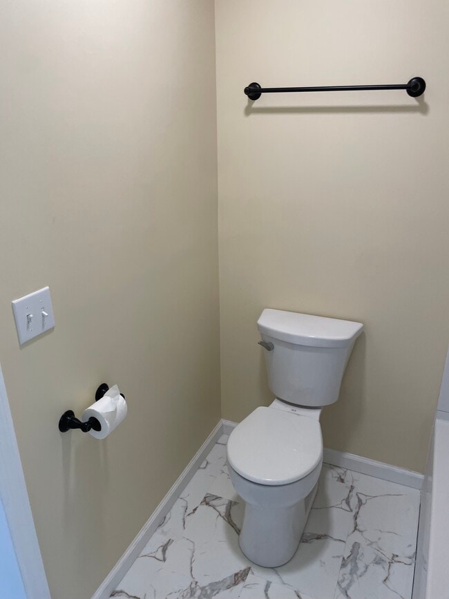 Photo - 1574 Montgomery Ave