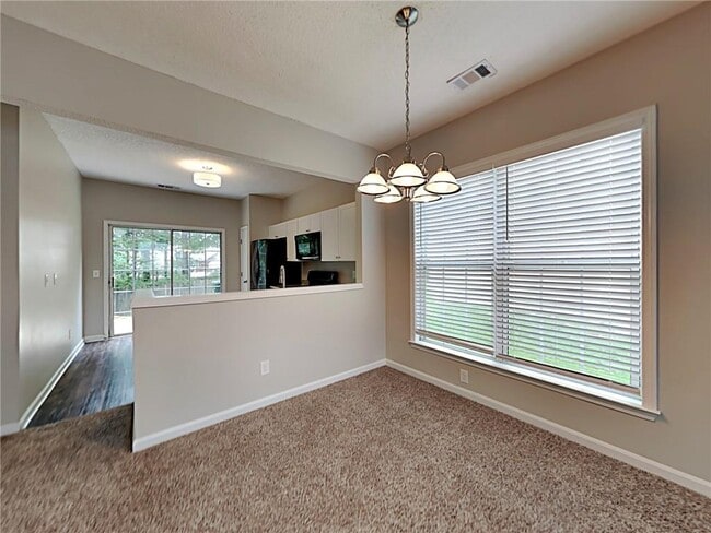 Photo - 1621 Heyford Cir NW