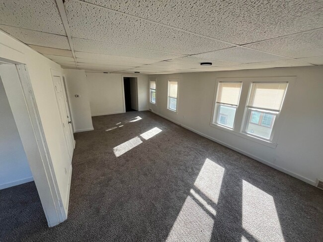 Photo - 2122 Jones St Unit RENT SUX - 2124 JONES ST