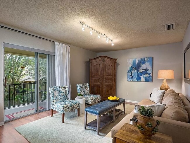 Photo - 226 Lewfield Cir Unit 226