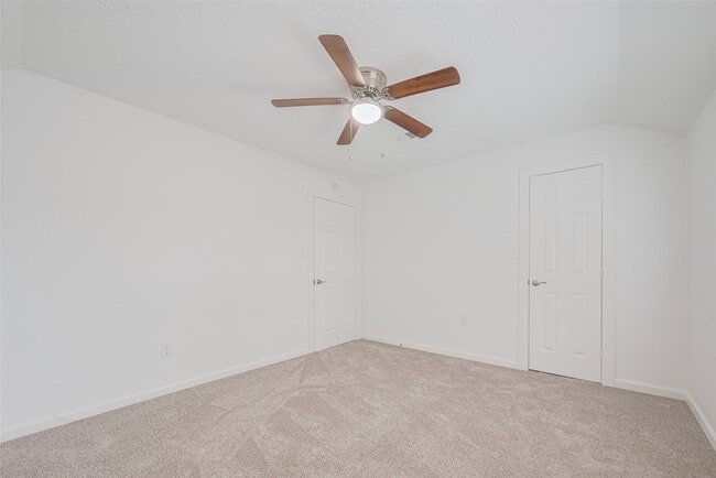 Building Photo - 5303 Lookout Mountain Dr