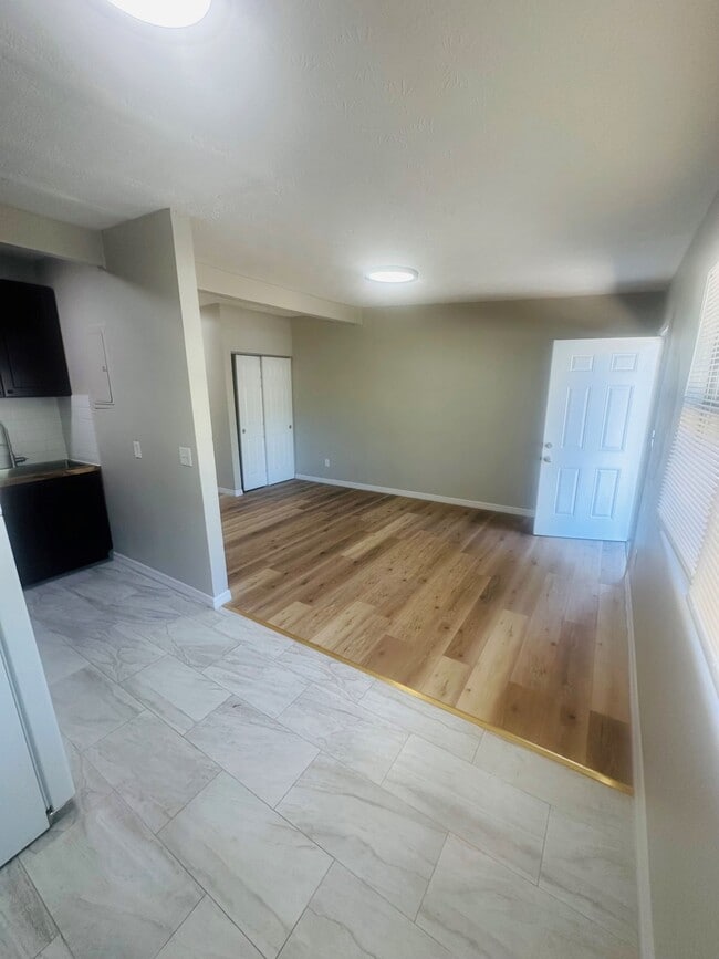 Photo - 4440 Friden Dr