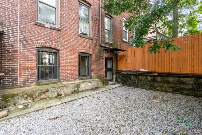 Photo - 166 F St Unidad 1