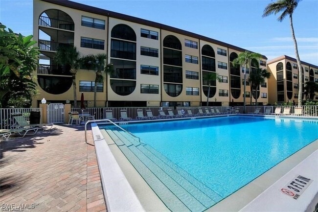 Building Photo - 1011 Anglers Cove Unit H301
