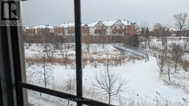 Photo - 2496 Post Rd