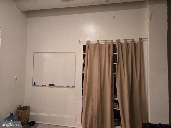 Photo - 1304 Walnut St Unit 2