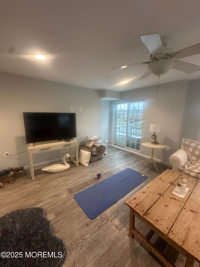 Photo - 177 Main St Unit 2B