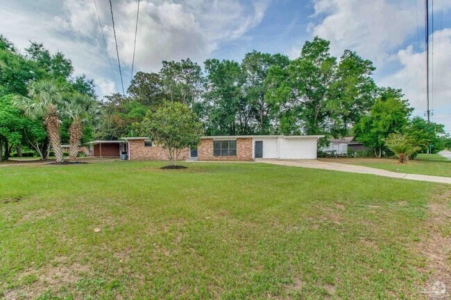 Building Photo - 3711 Tom Ln Dr Rental