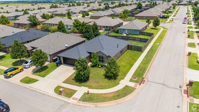 Building Photo - Rent to Own in Edmond! Rental