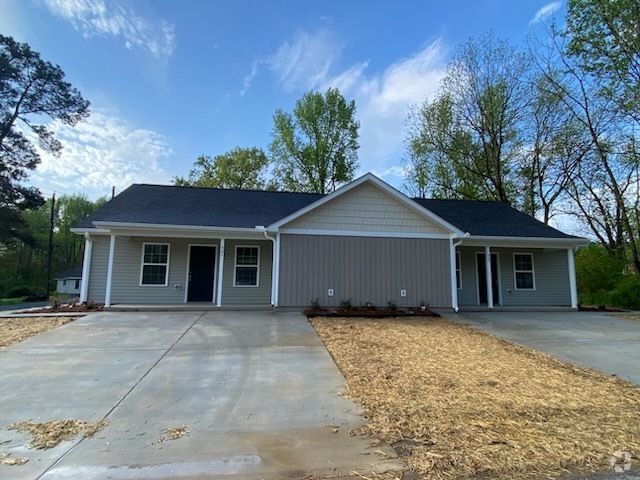Building Photo - 2 Bedroom 2 Bath New Construction Duplex Rental