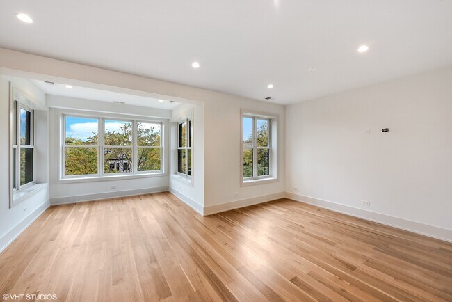 Disposición interior - 1508 W Addison St Unidad 3