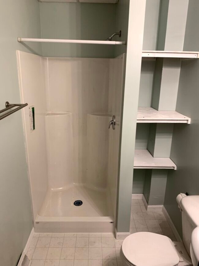 Photo - 518 Washington Ave Unit B