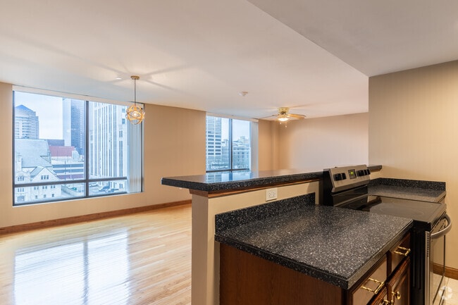 3BR, 2BA - 1780SF