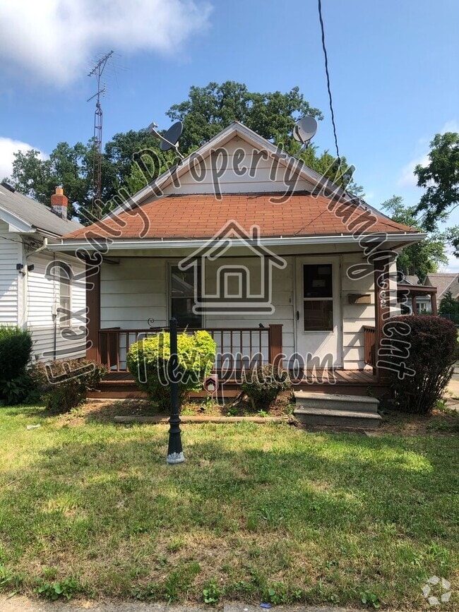 Building Photo - New on the Market 1 bedroom home
