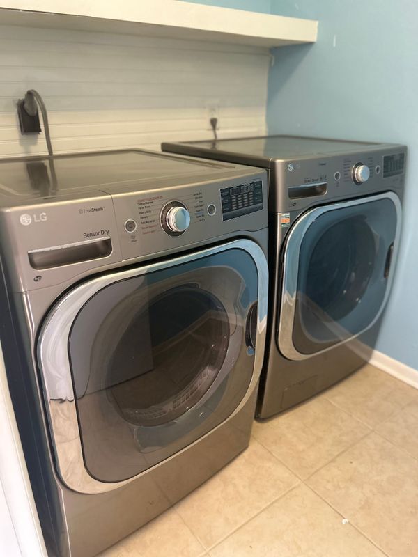 Photo - 856 Creekway Ct