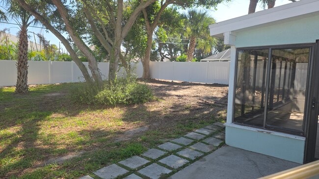 Photo - 138 Flamingo Dr