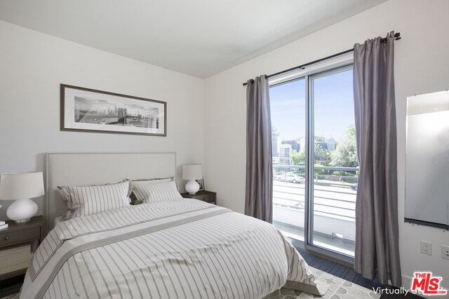 Photo - 7857 W Manchester Ave Unidad 110