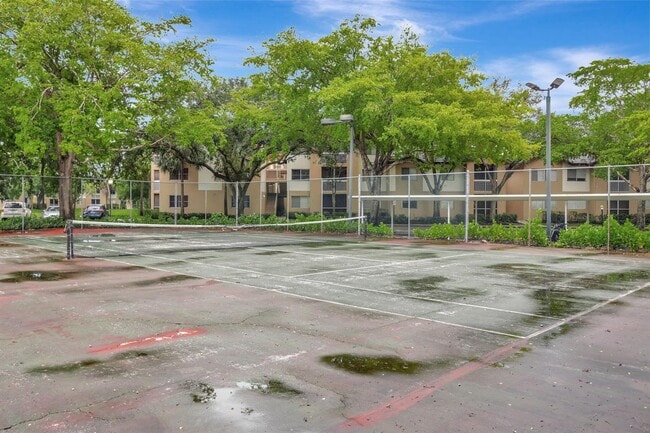 Photo - 9955 Westview Dr Unit 217