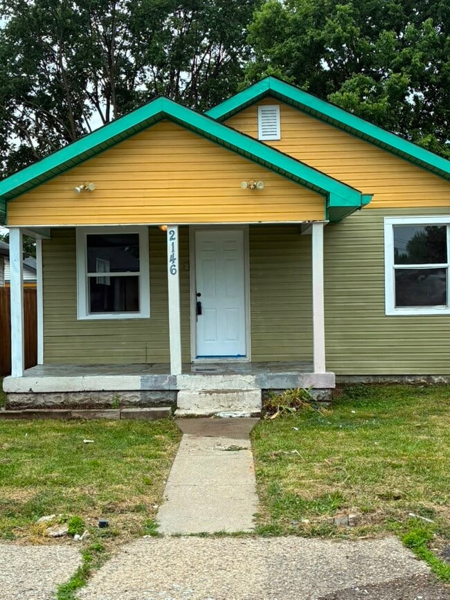 Building Photo - 2146 Gent Ave