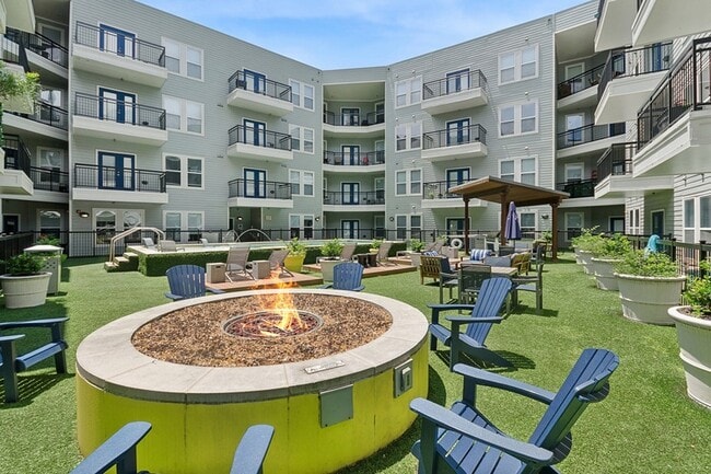 Photo - Arrive West End