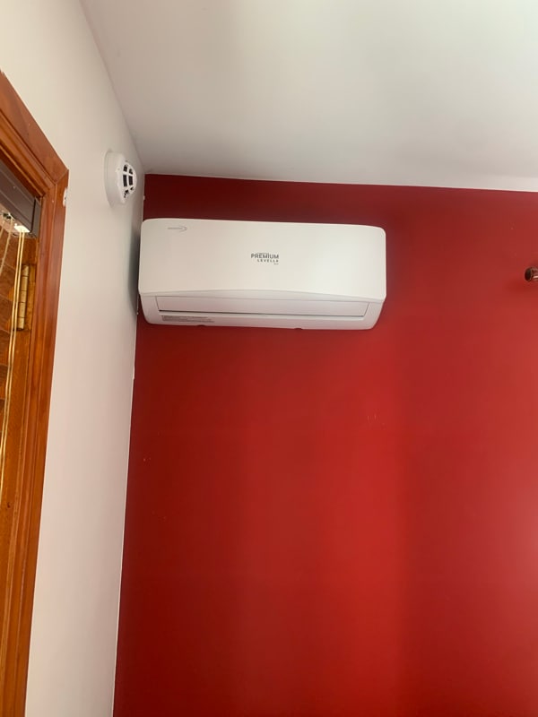 Photo - 22972 Crespi St