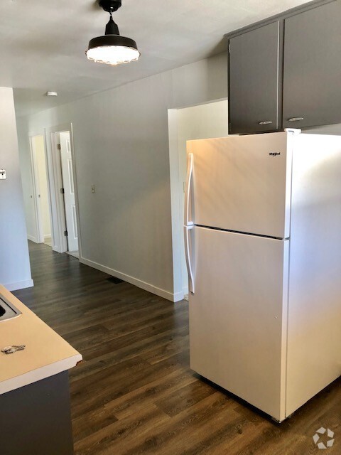 Building Photo - Staples Duplex 8th St NE - Dreiske Unit 1521 8th St NE Rental