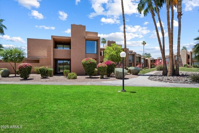 Building Photo - 7401 N Scottsdale Rd Rental