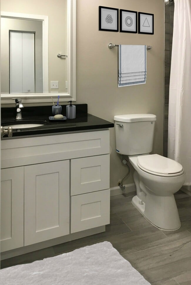 Photo - Eastern Park Apartments Unit 3