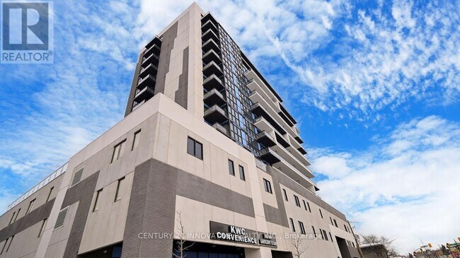 Photo - 128 King St N